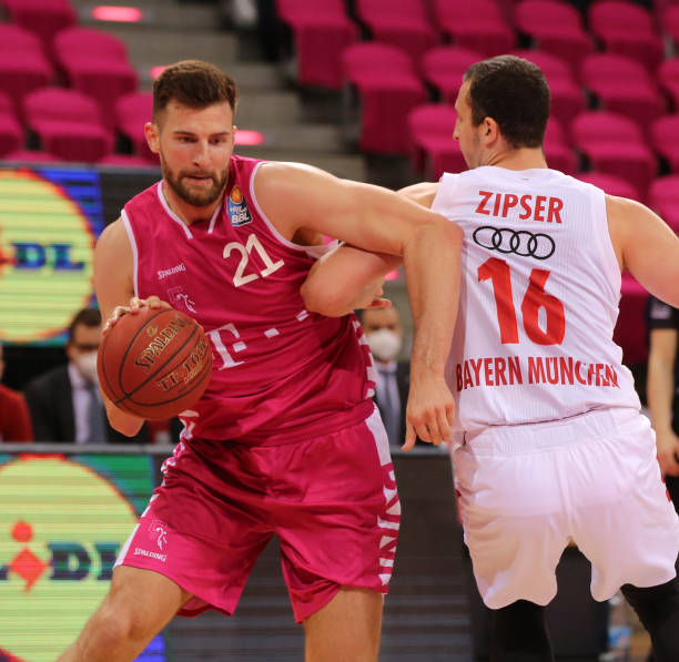 或新援共同 或新援共同