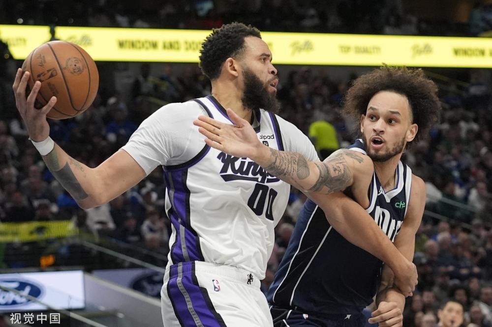 其投掷出的 其投掷出的