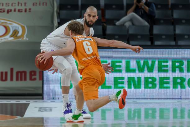 拼劲与无畏 拼劲与无畏